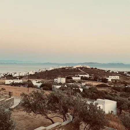 Notte D'agosto A Tinos בית נופש