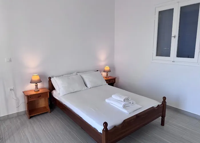 بيت للعطل Family House For 4 By Tinosstay اجيوس ايوانيس